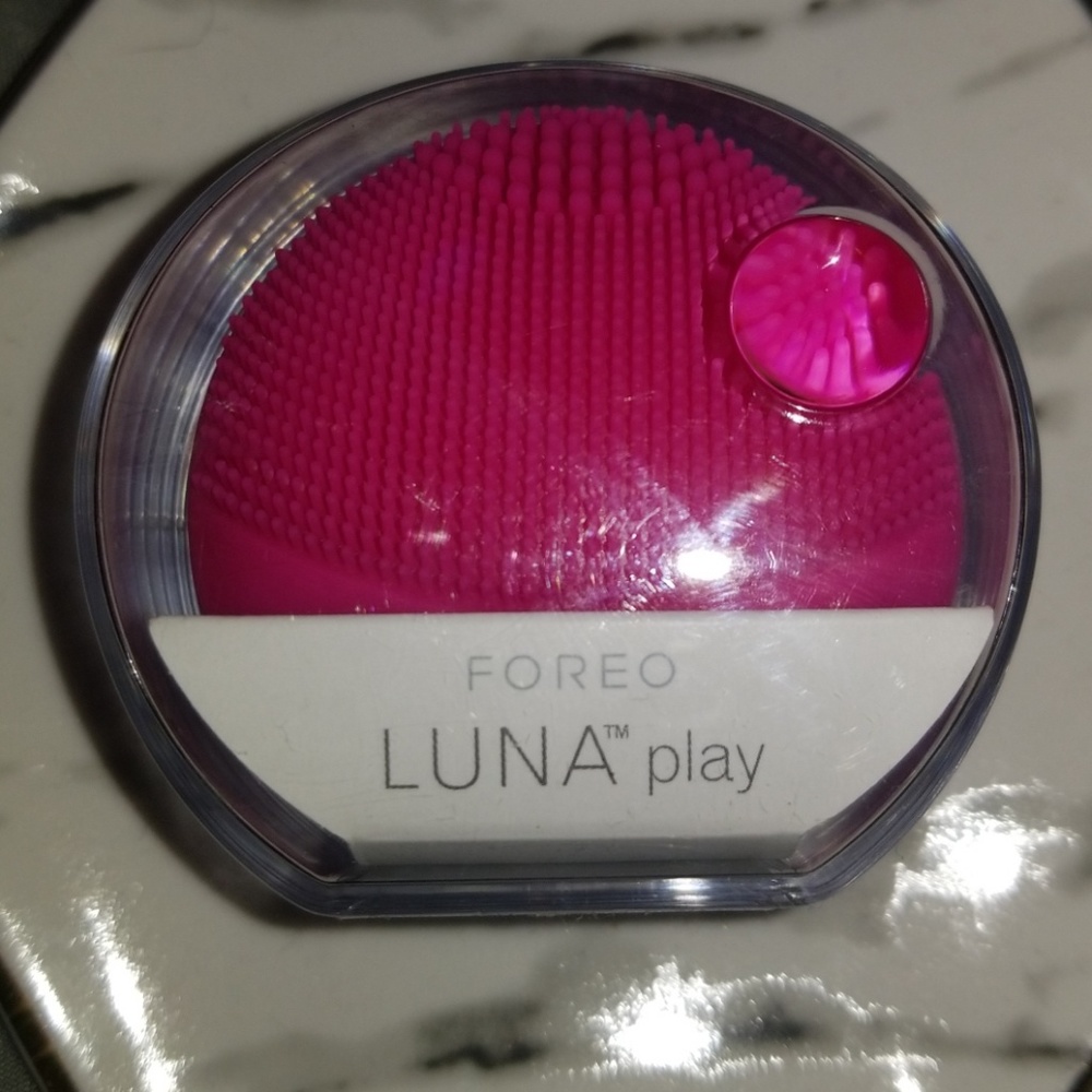 *New Foreo Luna Play